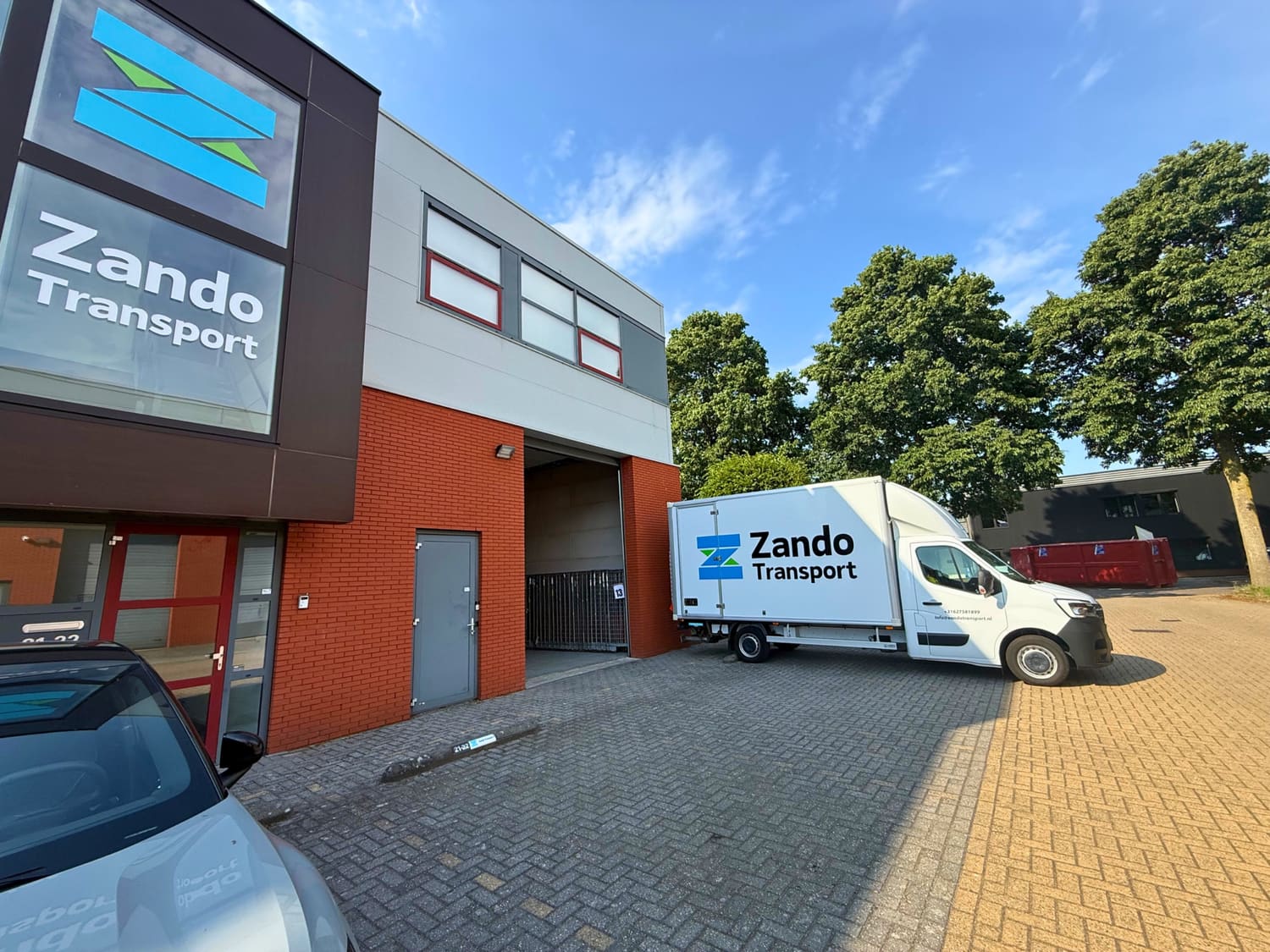 Het bedrijfspand van Zando Transport in Soest